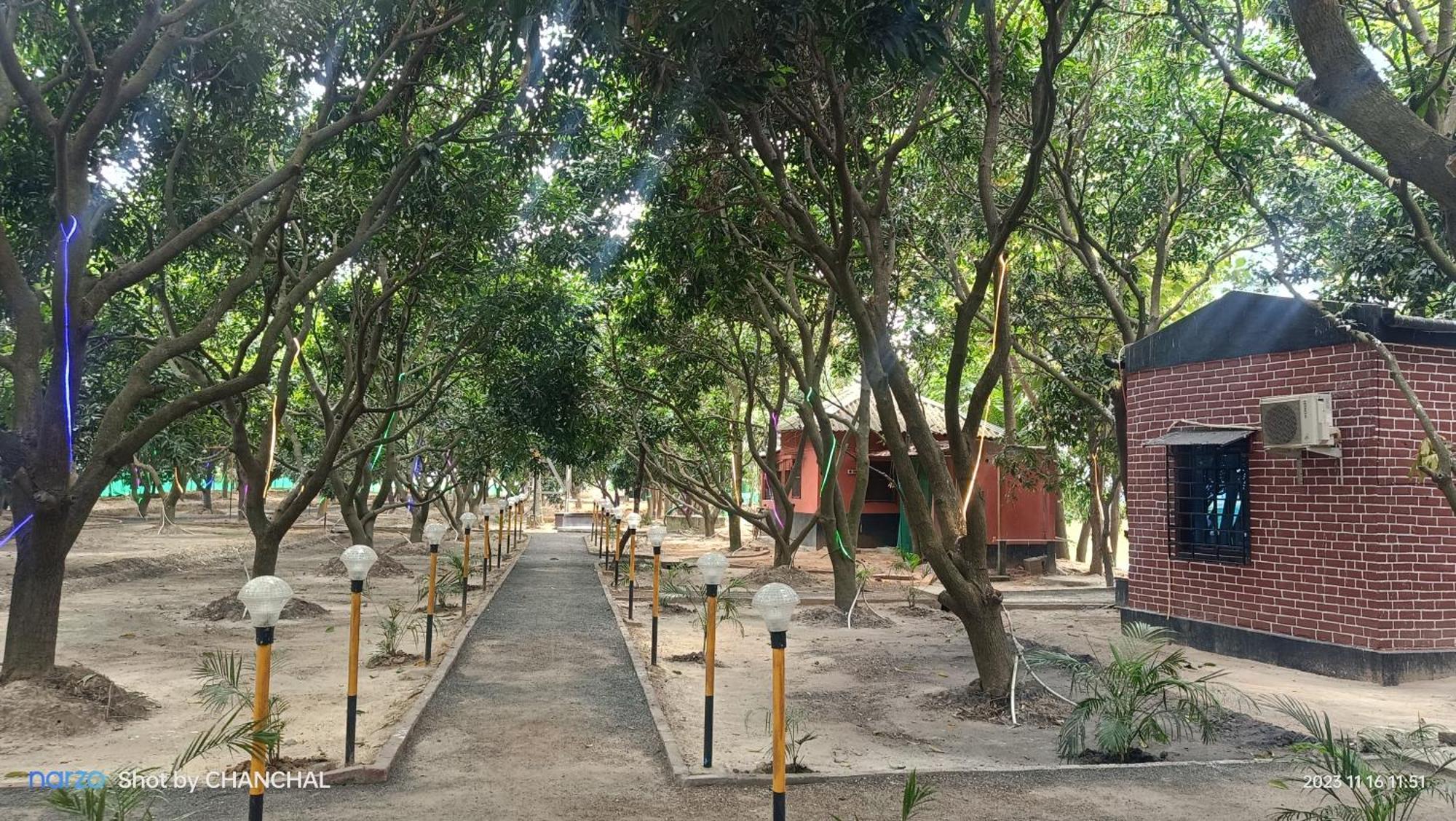 Modhubon Agro Tourism Hotel Bolpur Kültér fotó