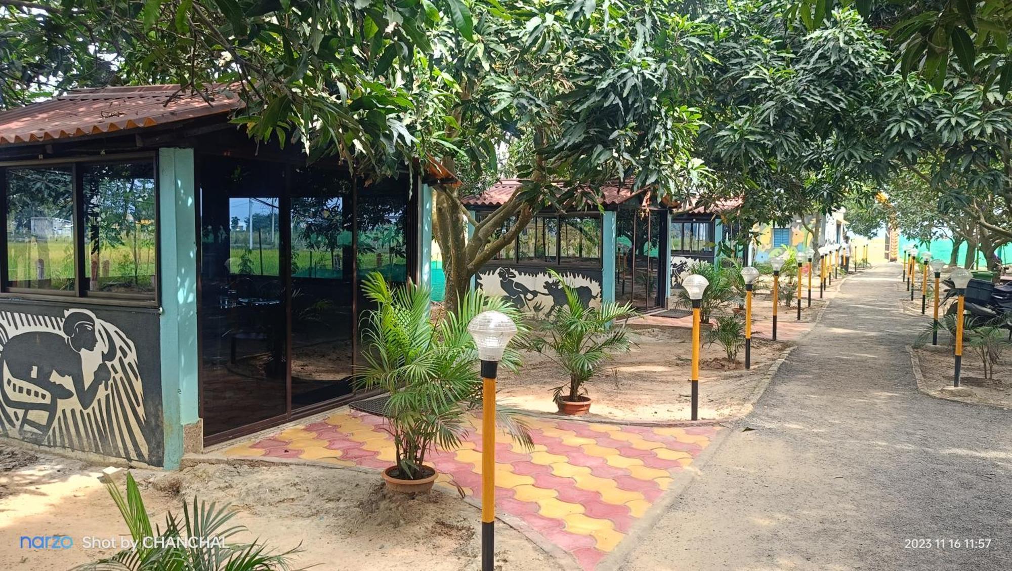 Modhubon Agro Tourism Hotel Bolpur Kültér fotó